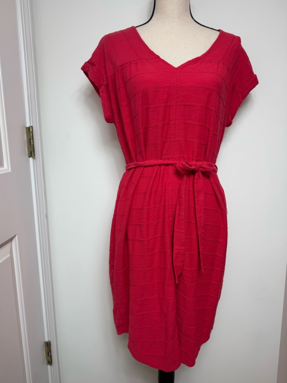 Sonoma Cotton Blend Red Midi Dress V-Neck Tie Waist Size Medium Americana